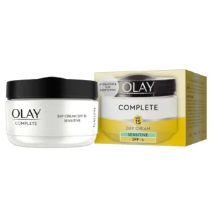 Olay Complete Moisturise and Glow Day Cream With SPF15