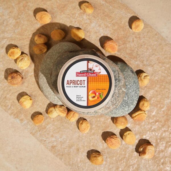 Saeed Ghani Apricot Scrub